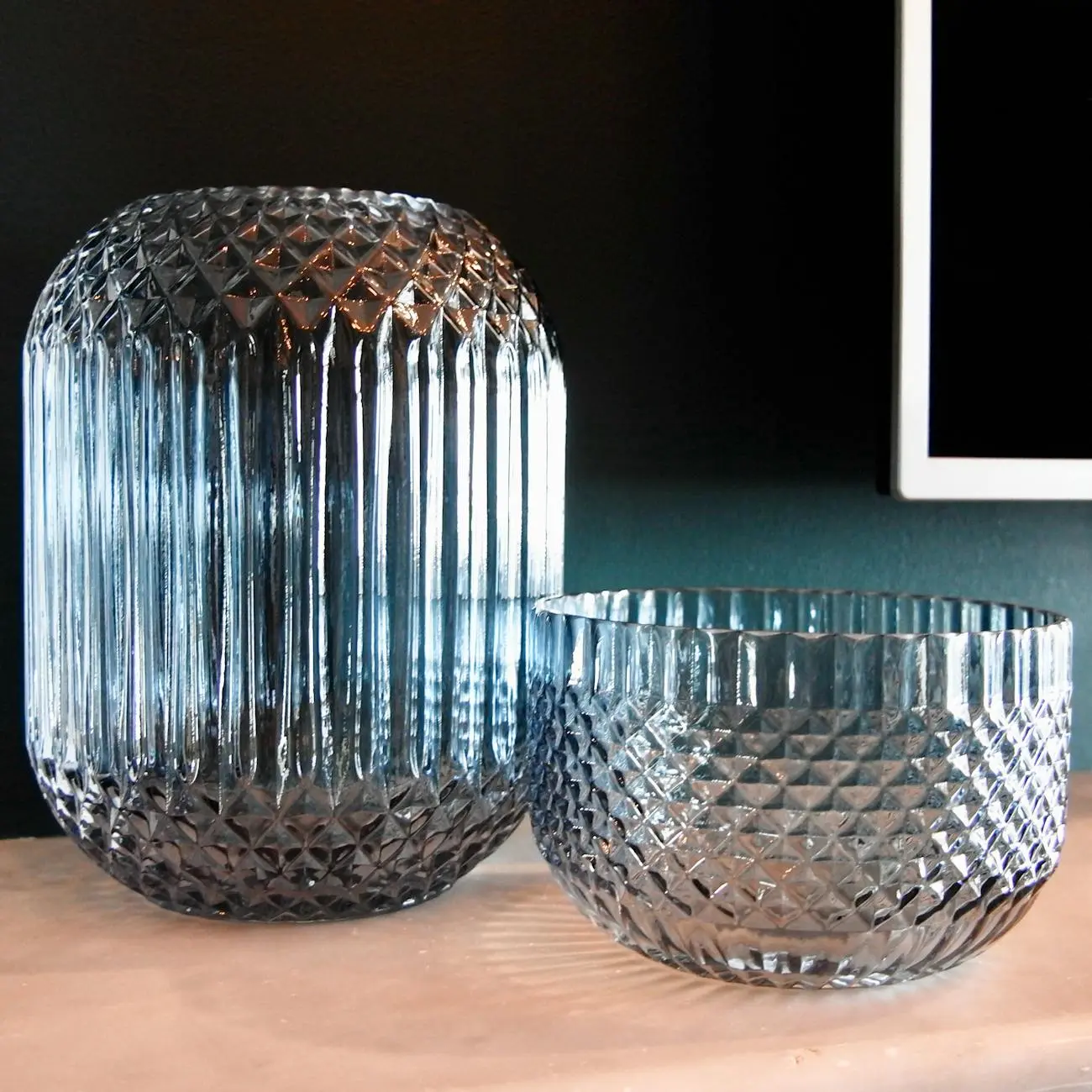 Glass decorative items image