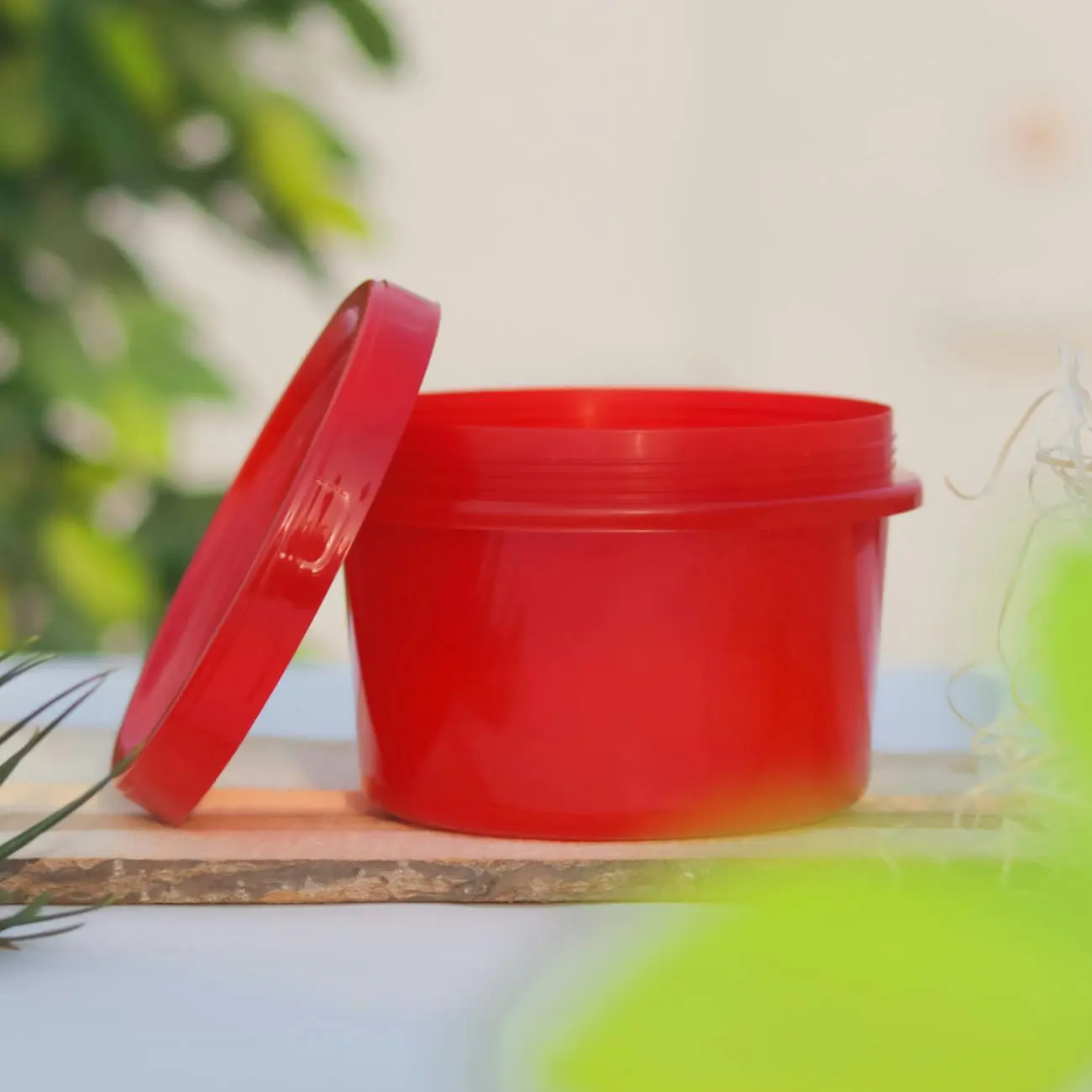 Plastic containers thumbnail