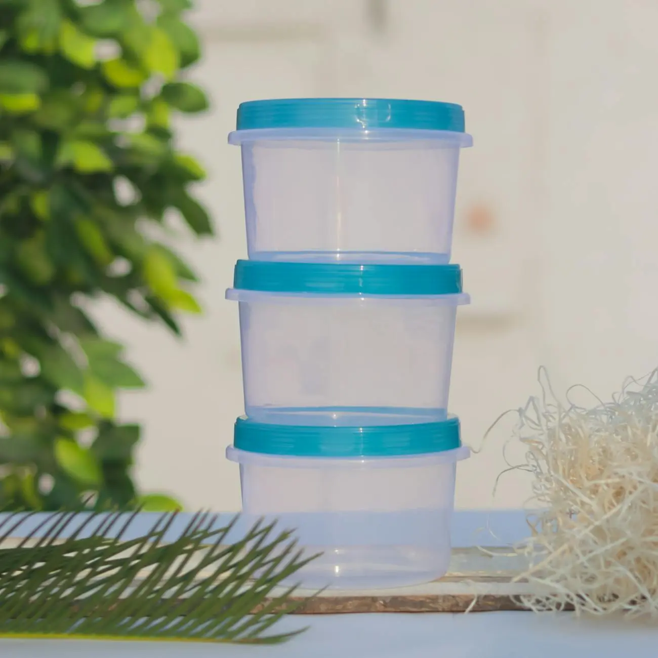 Plastic containers image